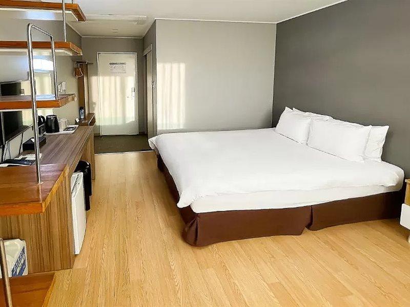 Pampas Hotel Jeju Exteriör bild